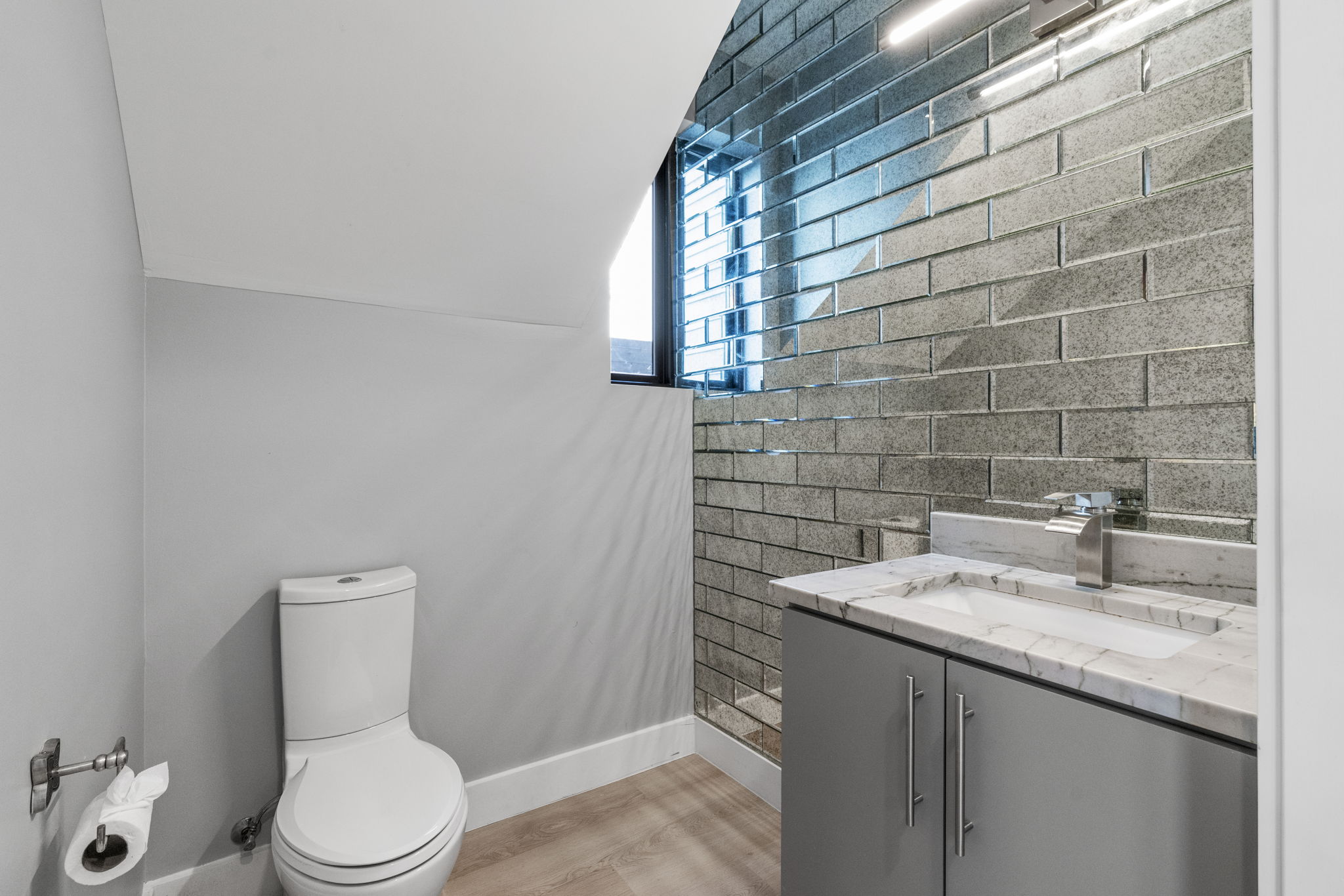 3612 Thompson Street, Unit 1 Austin, TX 78702 - Photo 24 of 40 Downstairs halfbath