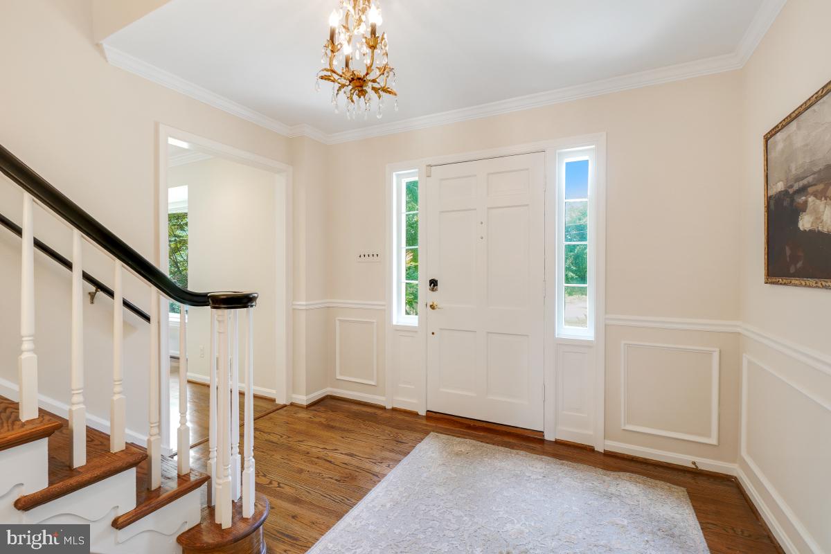 11321 Marcliff Road North Bethesda, MD 20852 - Photo 4 of 48 a view of an entryway with front door