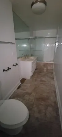 $1,700 | 930 West Belmont Avenue, Unit 205, Chicago, IL 60657