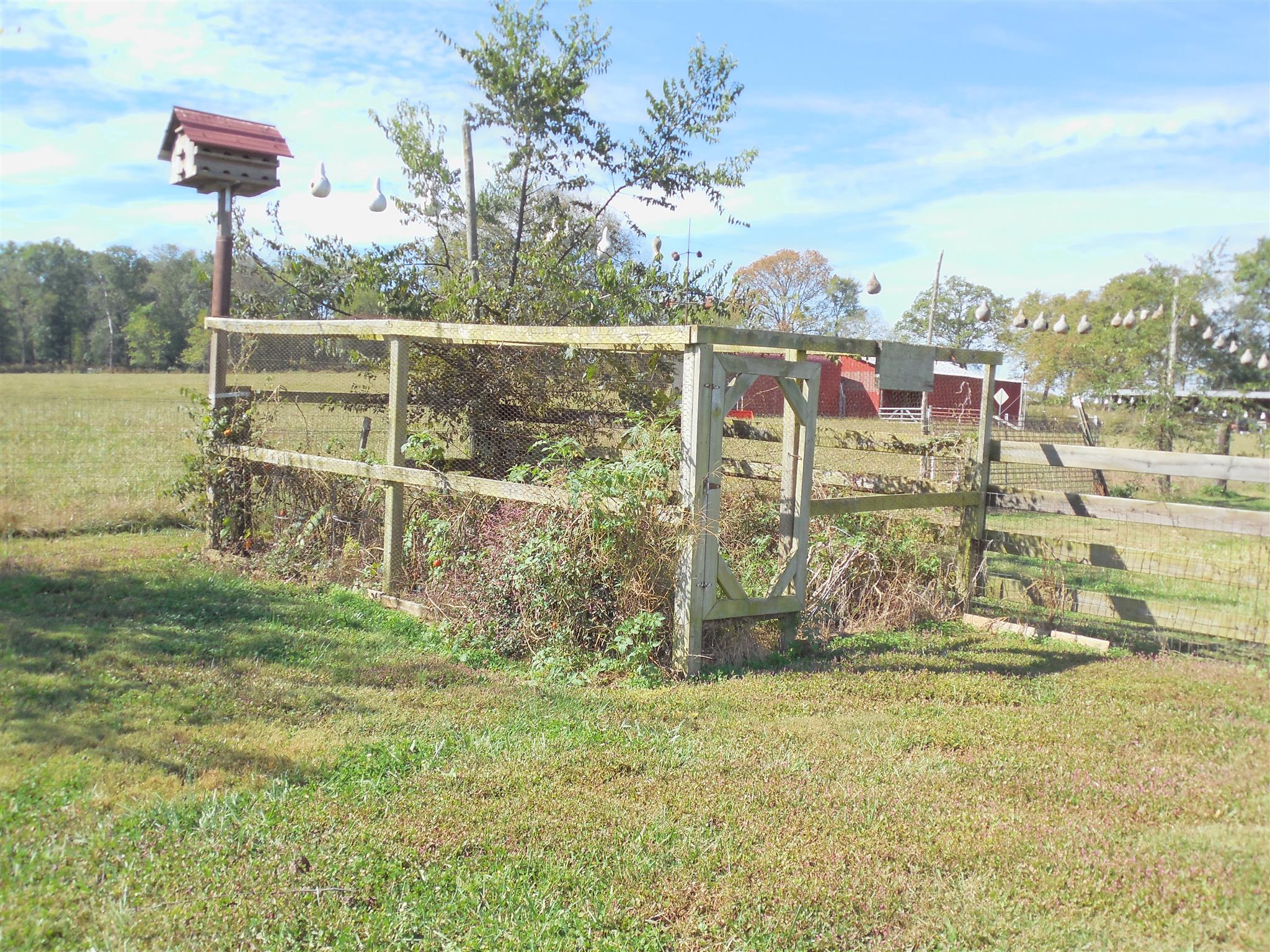 1390 Grant Road Watertown, TN 37184 - Photo 24 of 30 fenced garden area
