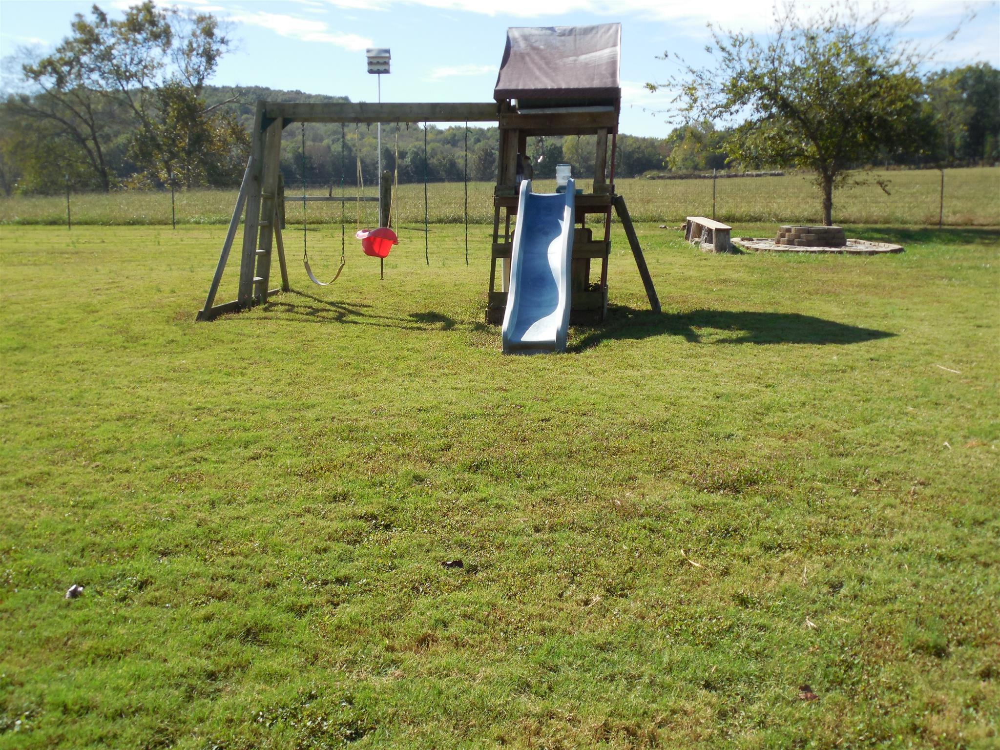 1390 Grant Road Watertown, TN 37184 - Photo 28 of 30 play set