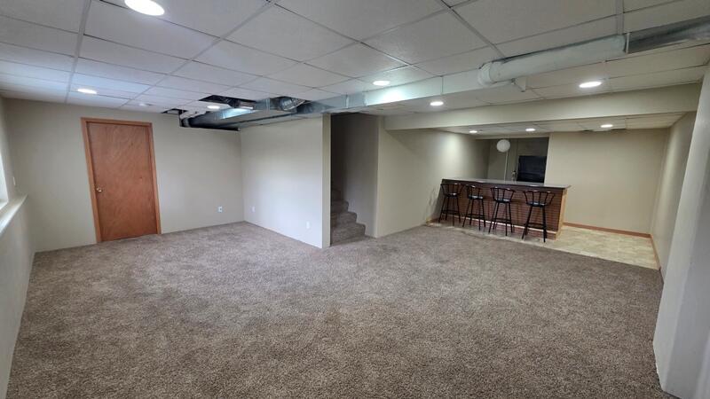 4725 Fox Grove Road Sheboygan, WI 53081 - Photo 28 of 47 Rec Room Basement(2)