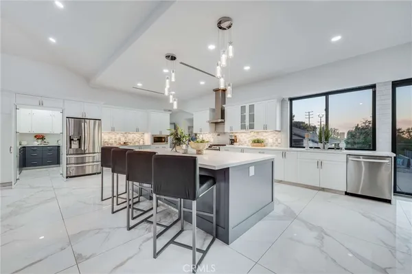 $17,995 | 3890 Shadow Grove Road, Pasadena, CA 91107