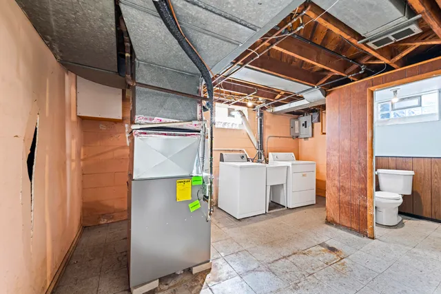 $139,900 | 19720 Woodside Street, Harper Woods, MI 48225