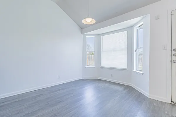 $1,665 | 8407 Whitebrush, Converse, TX 78109