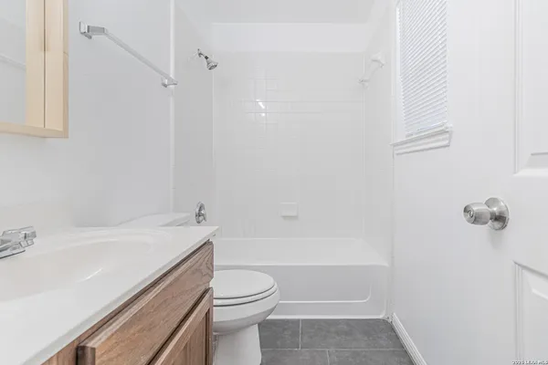 $1,665 | 8407 Whitebrush, Converse, TX 78109