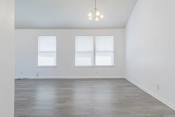 $1,665 | 8407 Whitebrush, Converse, TX 78109