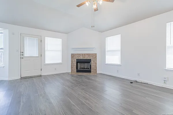 $1,665 | 8407 Whitebrush, Converse, TX 78109