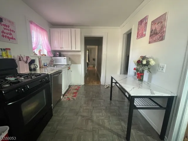 $535,000 | 206 Bathgate Avenue, South Bound Brook, NJ 08880