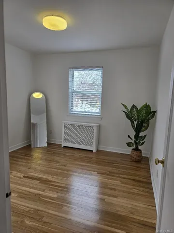 $399,000 | 70-19 261st Street, Unit 122E6 | Glen Oaks