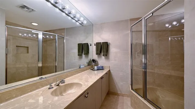 $2,495,000 | 545 Sanctuary Drive, Unit B305, Longboat Key, FL 34228