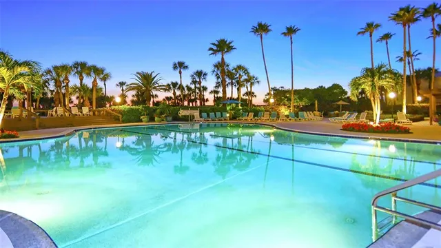 $2,495,000 | 545 Sanctuary Drive, Unit B305, Longboat Key, FL 34228