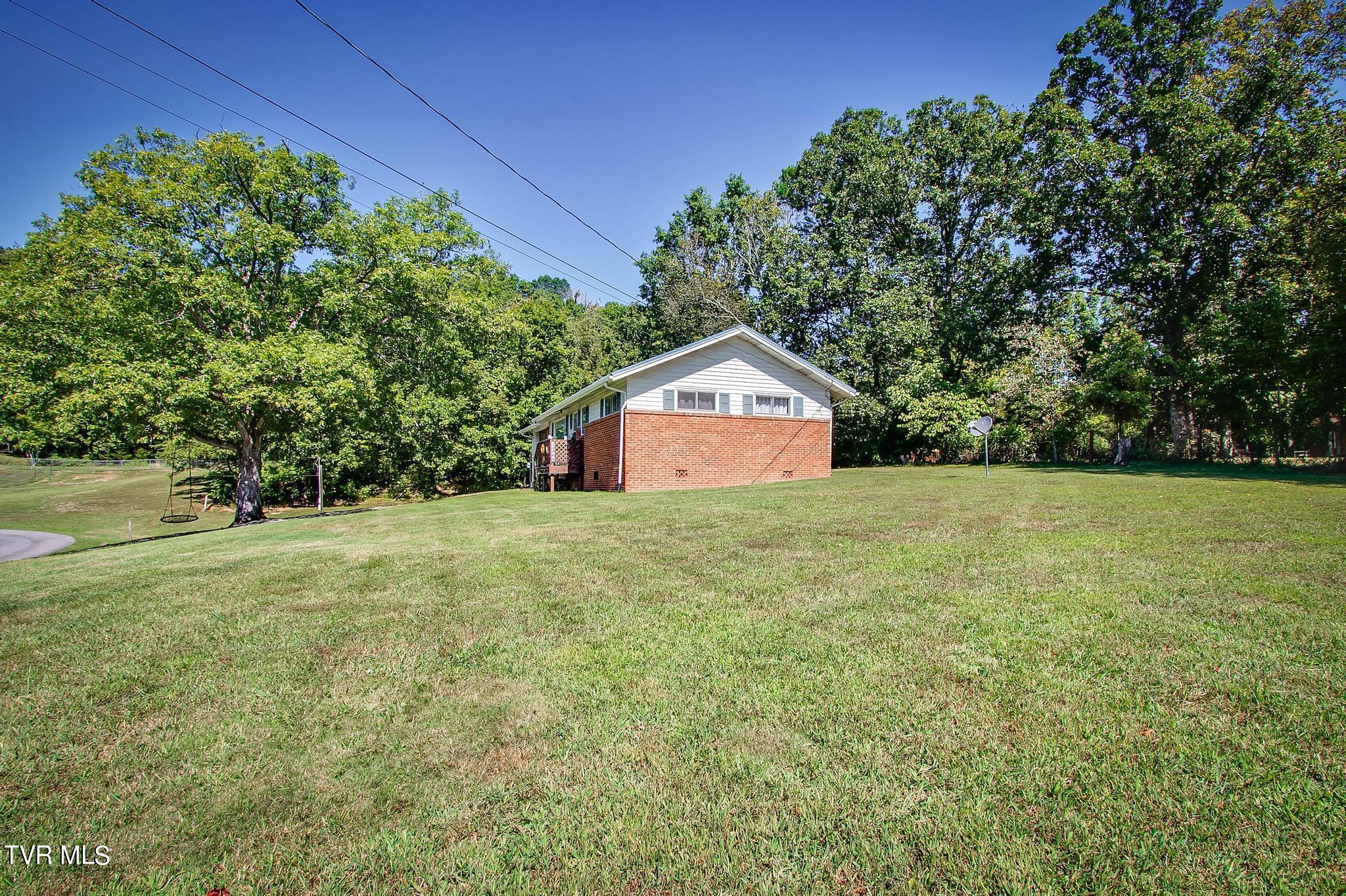 4176 Ridge Road Kingsport, TN 37660 - Photo 26 of 45 23