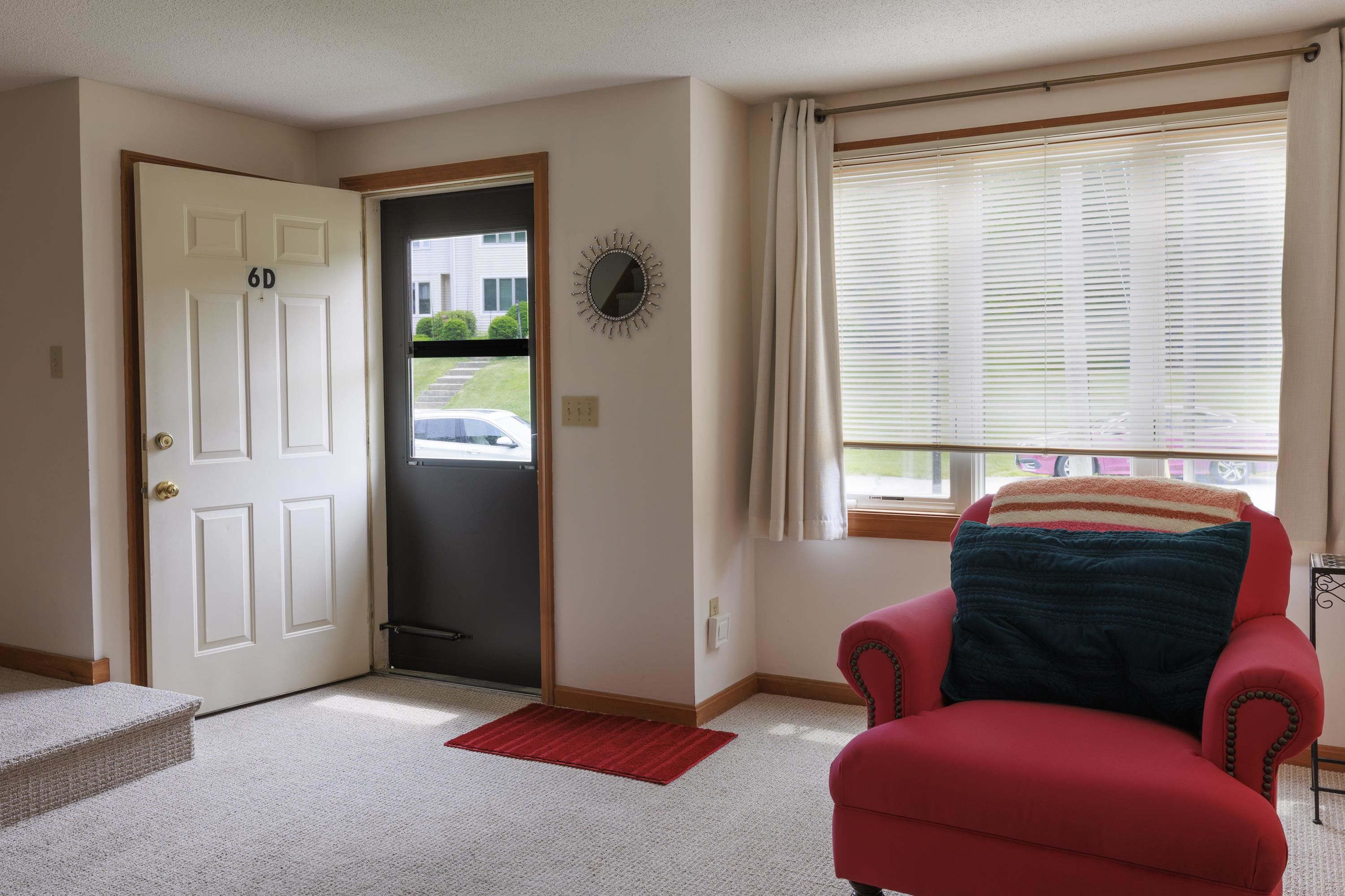 68 Forrest Street, Unit 6D Plaistow, NH 03865 - Photo 3 of 20