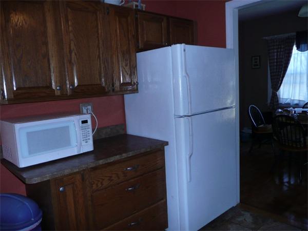 57 Redstone Hill Road Sterling, MA 01564 - Photo 3 of 17 Gallery Image 3