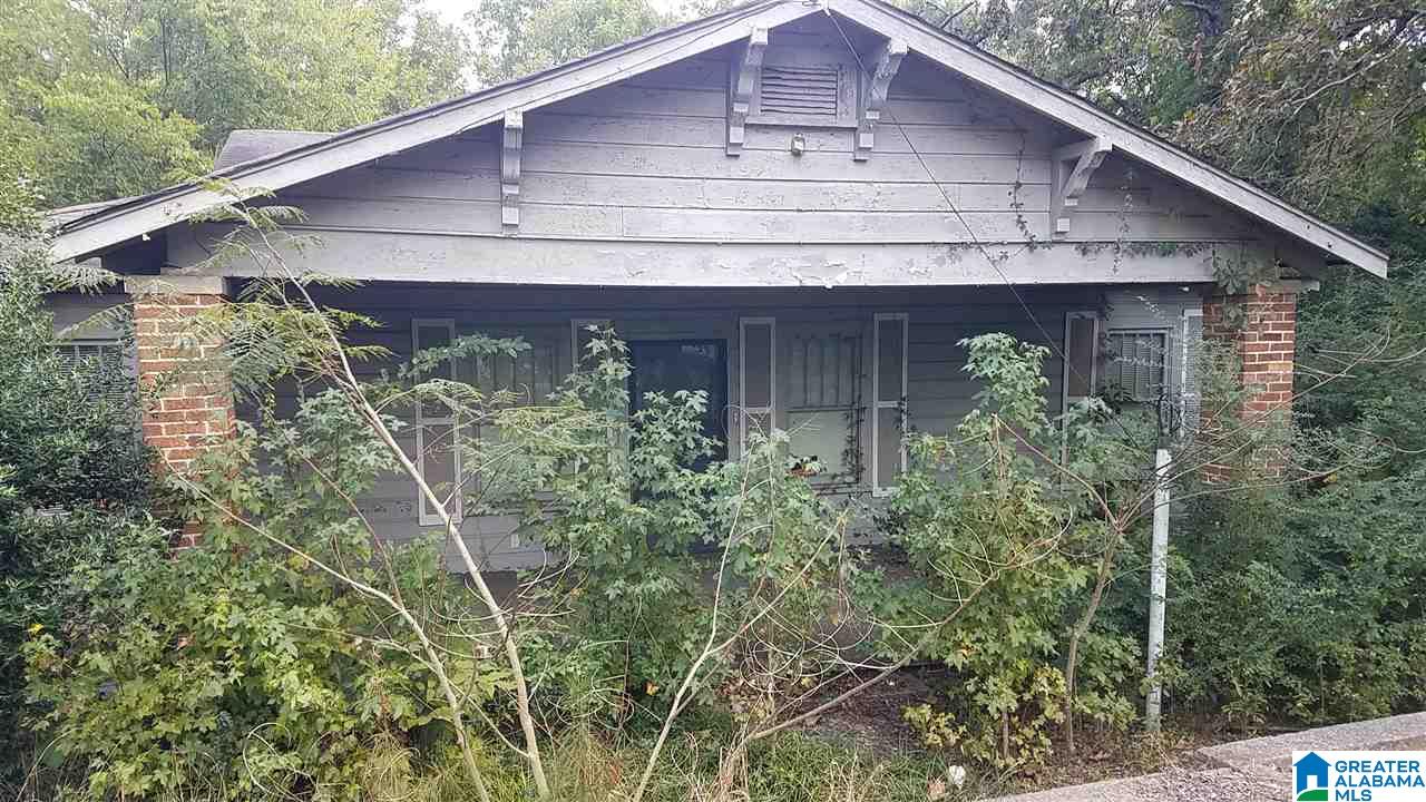 1973 Eastern Valley Road Bessemer, AL 35022 - Photo 2 of 6