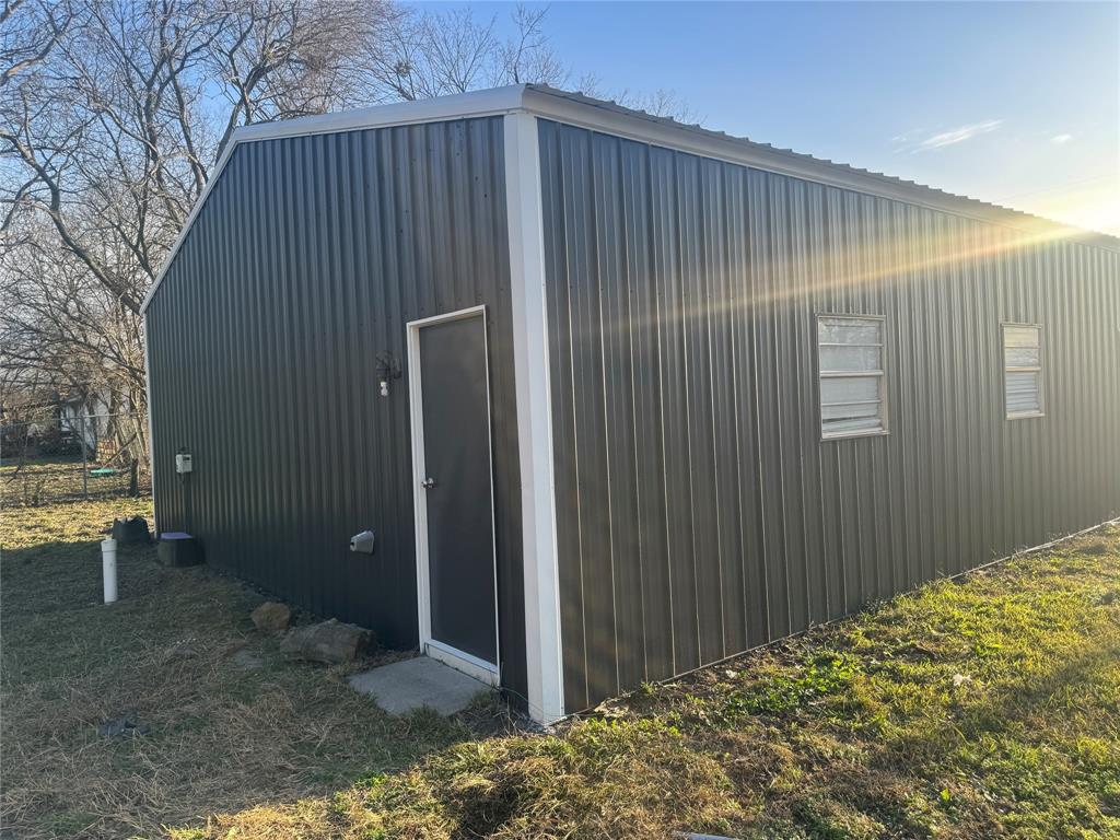 5541 3rd Street Nevada, TX 75173 - Photo 2 of 13