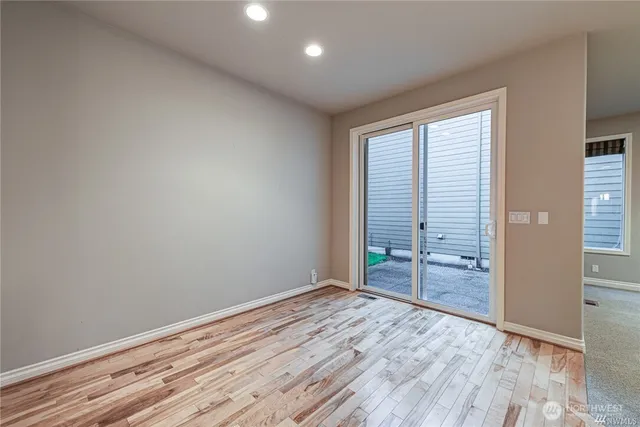 $4,250 | 6455 193rd Place Northeast, Redmond, WA 98052