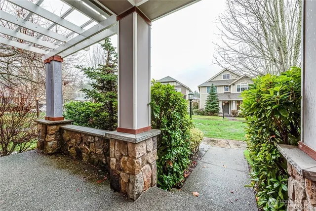 $4,250 | 6455 193rd Place Northeast, Redmond, WA 98052