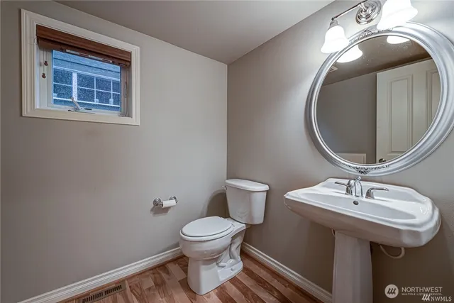 $4,250 | 6455 193rd Place Northeast, Redmond, WA 98052