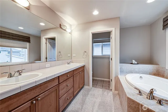 $4,250 | 6455 193rd Place Northeast, Redmond, WA 98052