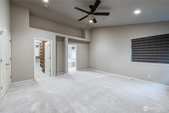 $4,250 | 6455 193rd Place Northeast, Redmond, WA 98052