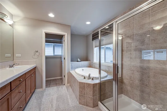 $4,250 | 6455 193rd Place Northeast, Redmond, WA 98052