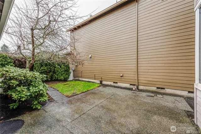 $4,250 | 6455 193rd Place Northeast, Redmond, WA 98052