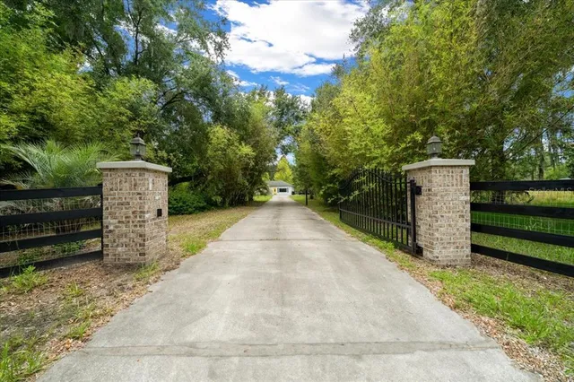 $747,000 | 203 Northwest Highway 441, Micanopy, FL 32667