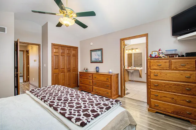 $775,000 | 69590 County Road 21, New Paris, IN 46553