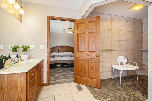 $775,000 | 69590 County Road 21, New Paris, IN 46553