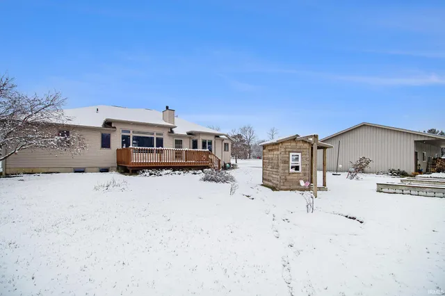 $775,000 | 69590 County Road 21, New Paris, IN 46553