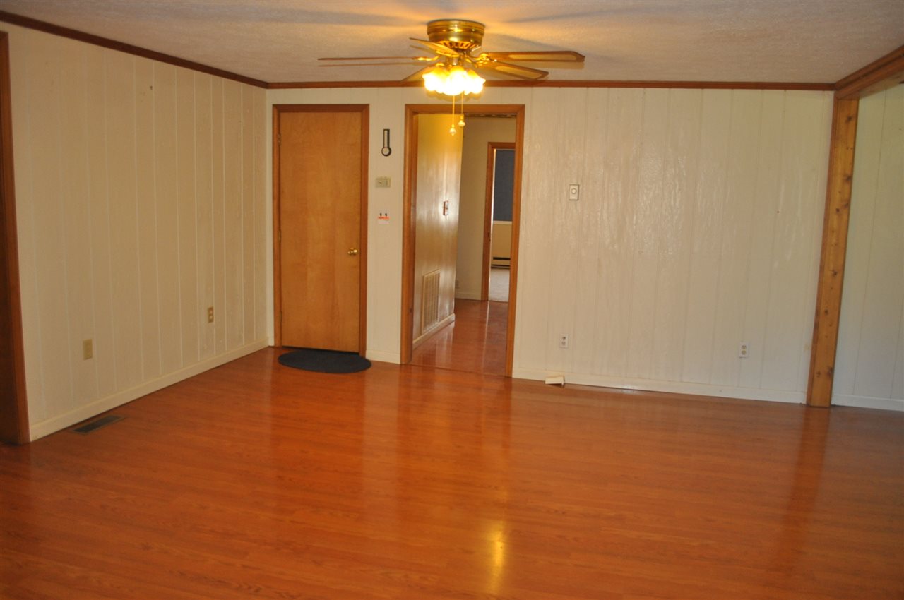 6335 Boyd Road Cannelton, IN 47520 - Photo 5 of 29