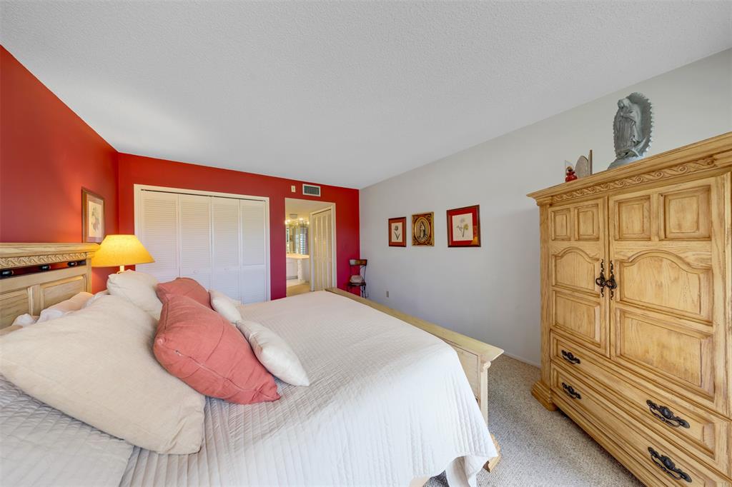 905 Cypress Terrace, Unit 202 Pompano Beach, FL 33069 - Photo 13 of 34