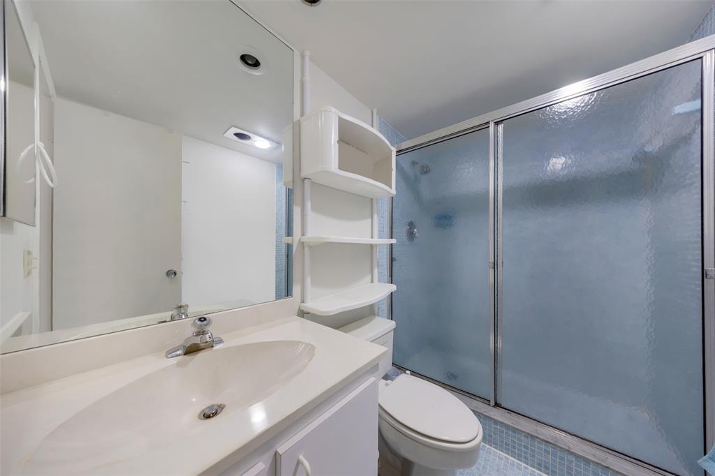 905 Cypress Terrace, Unit 202 Pompano Beach, FL 33069 - Photo 16 of 34