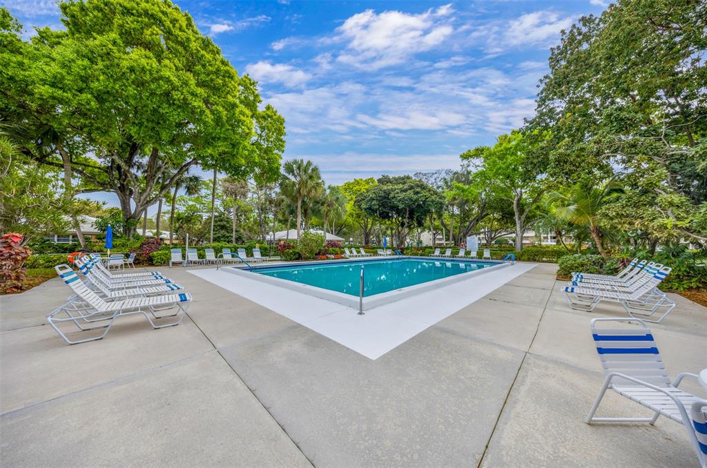 905 Cypress Terrace, Unit 202 Pompano Beach, FL 33069 - Photo 24 of 34