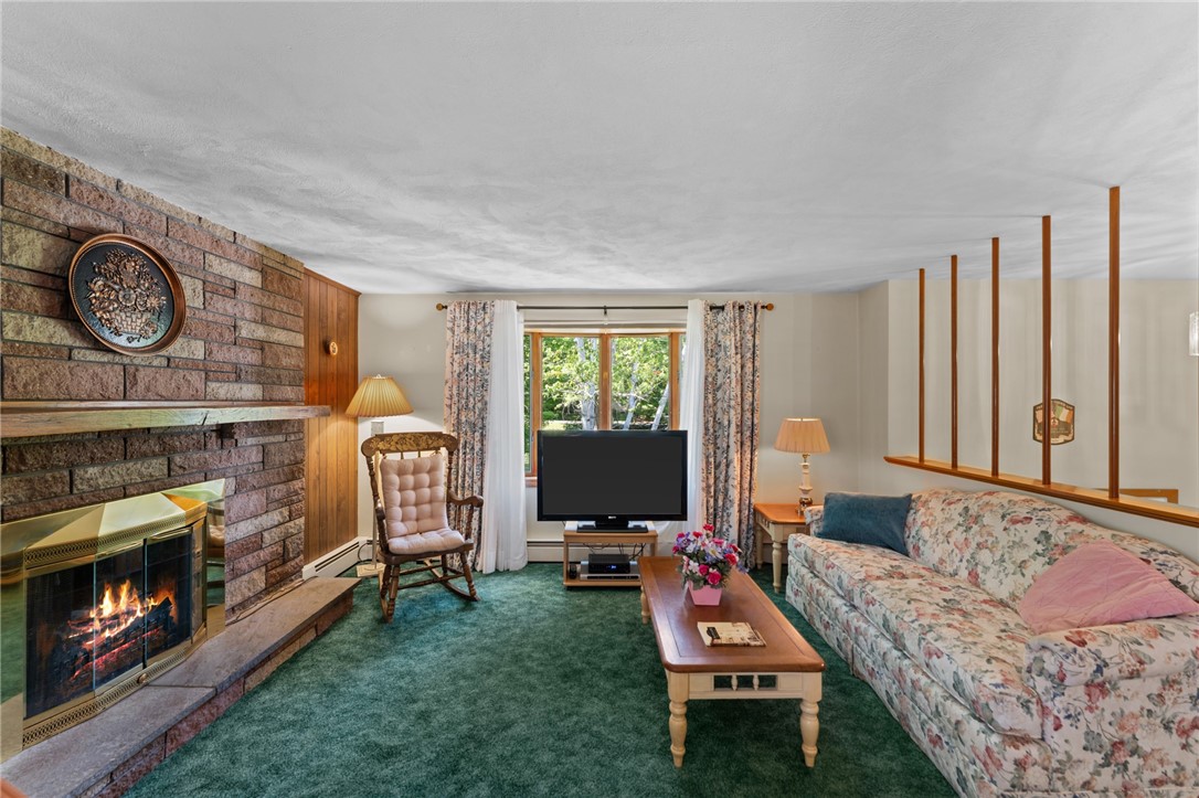 206 Rocky Hill Road Scituate, RI 02857 - Photo 15 of 40