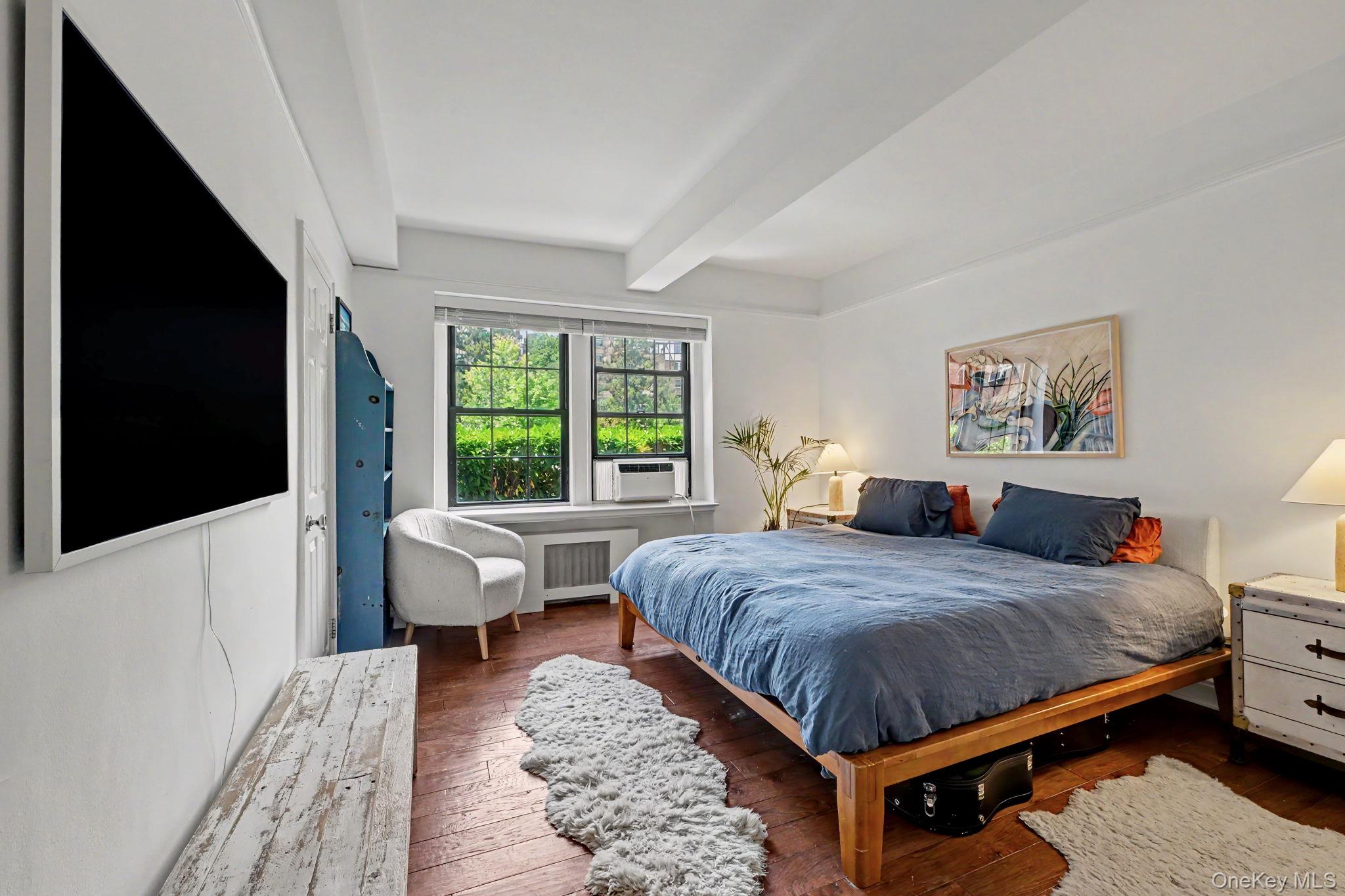 192 Garth Road, Unit TM Scarsdale, NY 10583 - Photo 13 of 34 Primary Bedroom