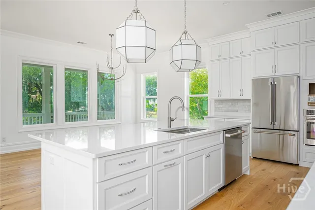 $1,399,999 | 2 Top Gallant Circle, Savannah, GA 31411