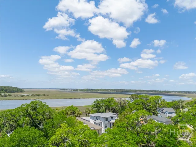 $1,399,999 | 2 Top Gallant Circle, Savannah, GA 31411