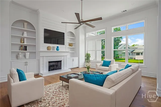 $1,399,999 | 2 Top Gallant Circle, Savannah, GA 31411