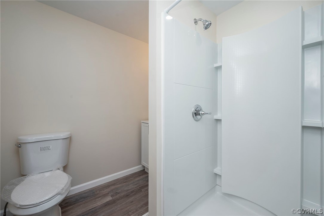 916 Nutbush Road Victoria, VA 23974 - Photo 15 of 25 a bathroom with a toilet