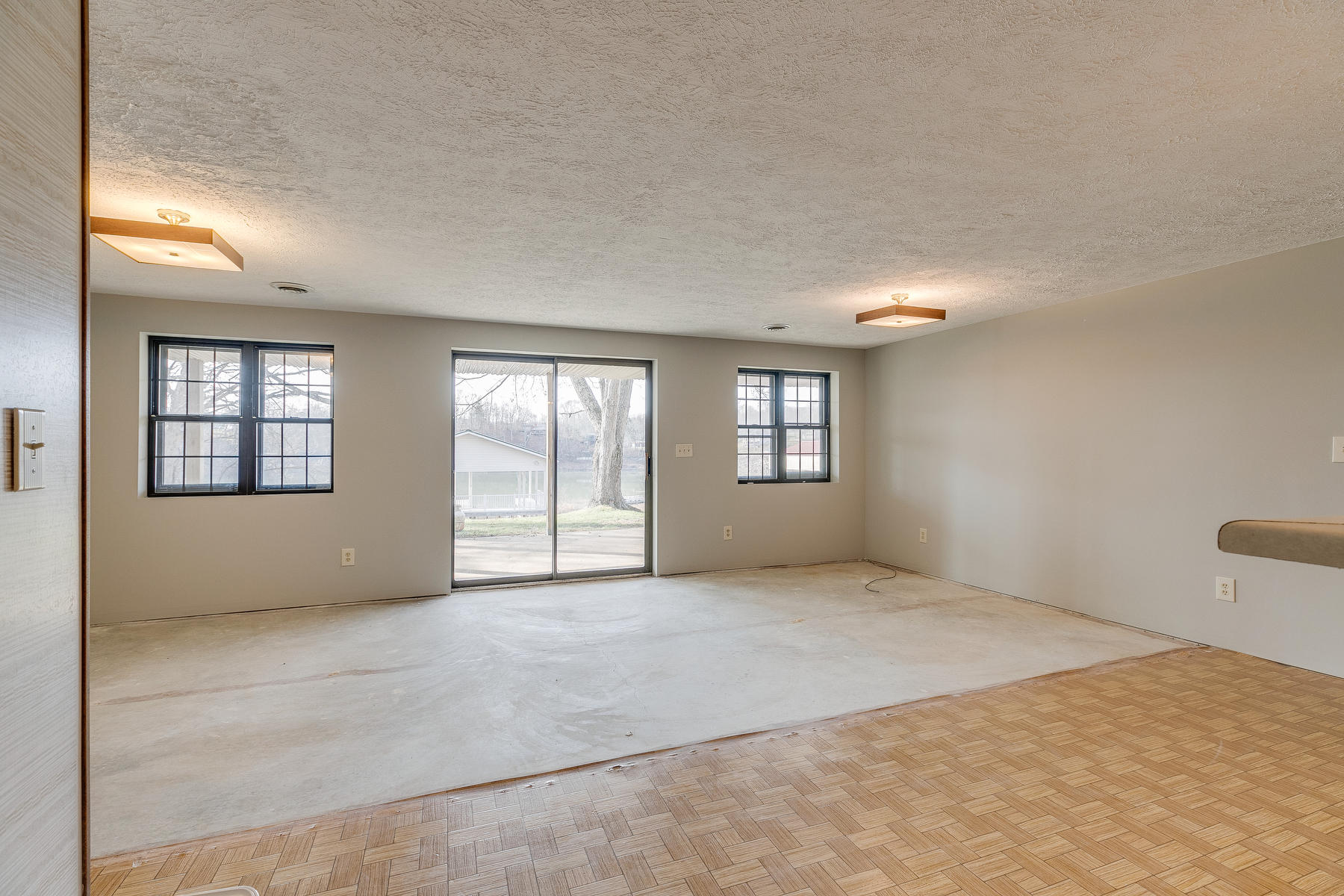 863 Summer Sound Road Piney Flats, TN 37686 - Photo 21 of 40 026