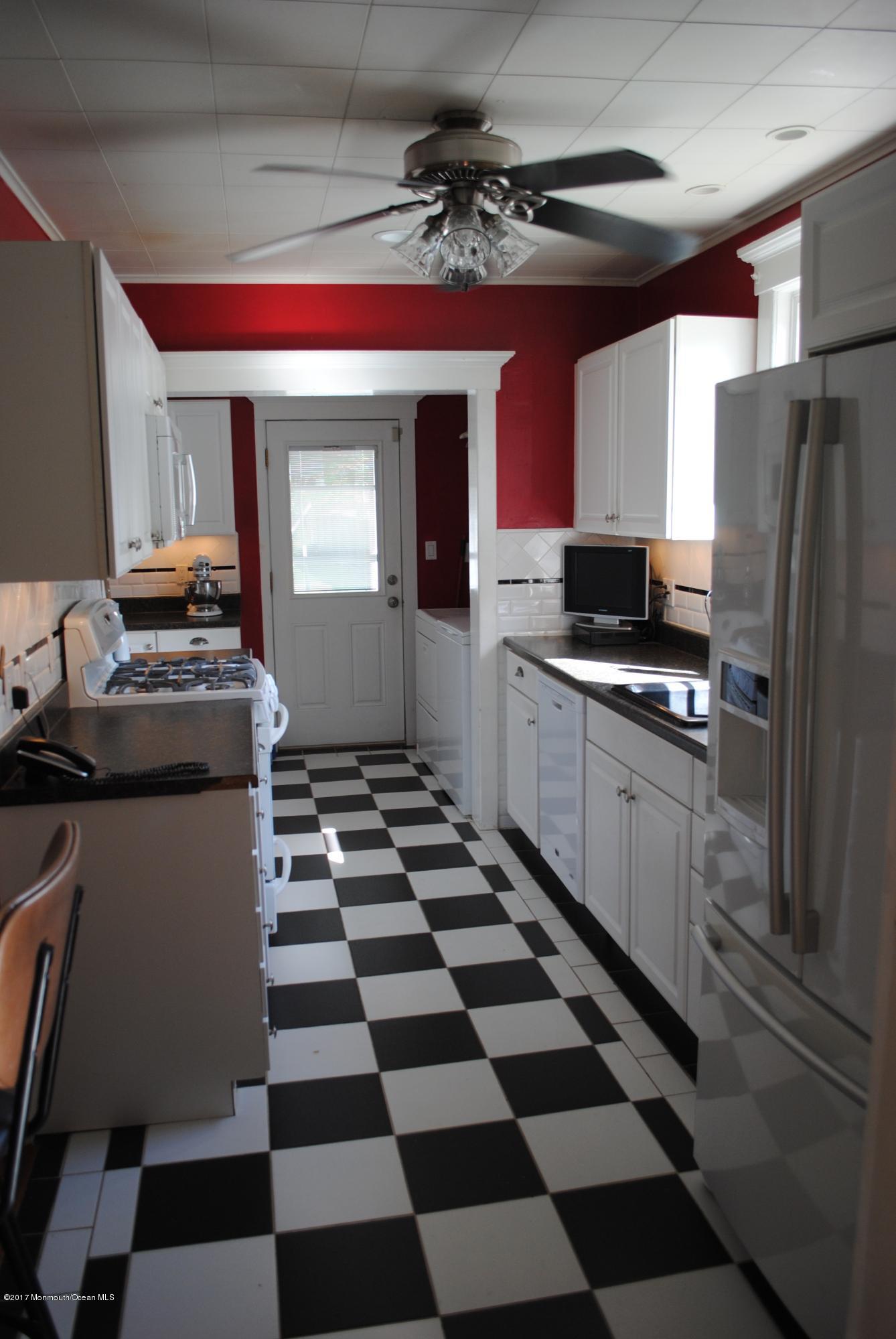 44 West George Street Freehold, NJ 07728 - Photo 12 of 43 DSC_0268