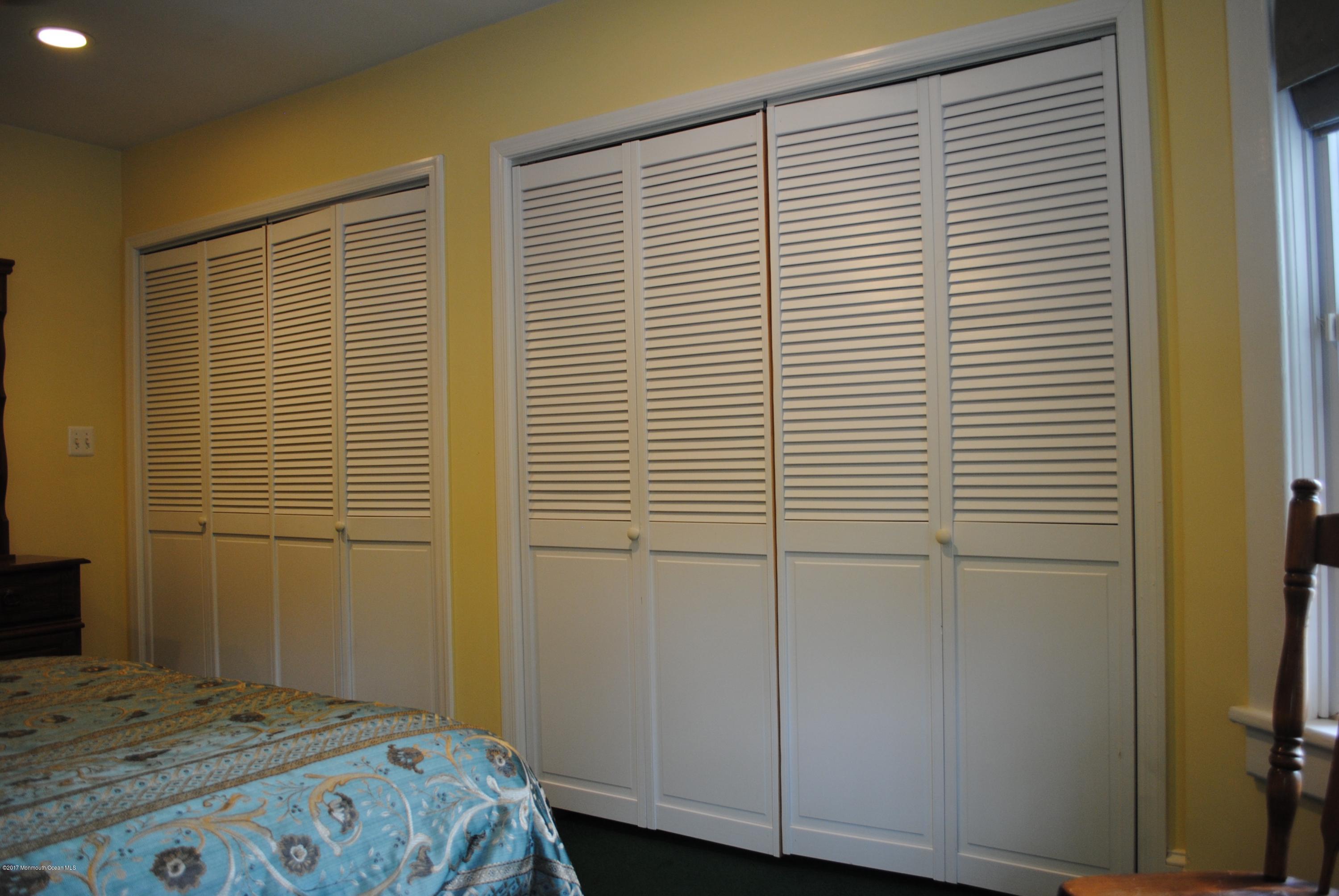44 West George Street Freehold, NJ 07728 - Photo 24 of 43 DSC_0284