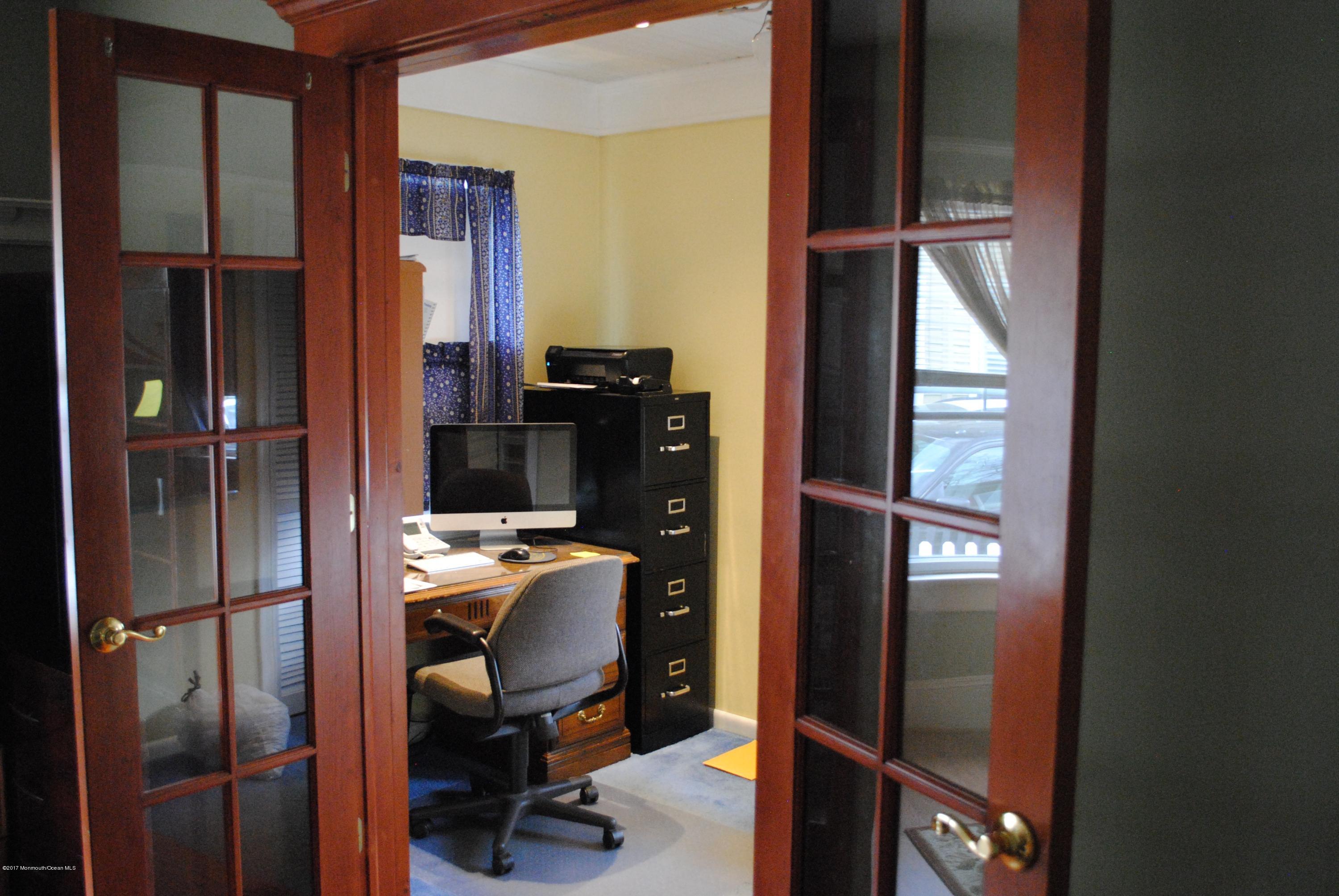 44 West George Street Freehold, NJ 07728 - Photo 8 of 43 DSC_0247