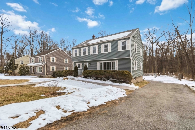 34 Sand Hill Road Morristown, NJ 07960 - Photo 2 of 25