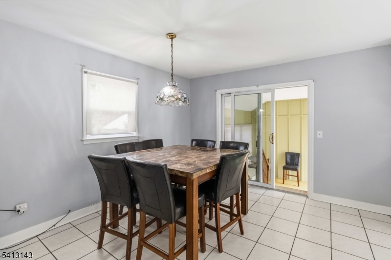 34 Sand Hill Road Morristown, NJ 07960 - Photo 9 of 25