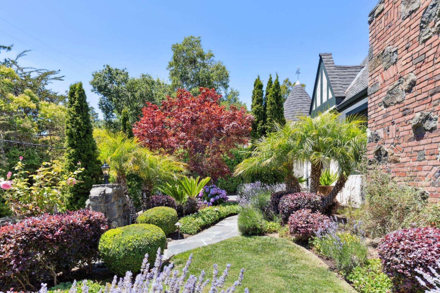 540 Chelmsford Road Hillsborough, CA 94010 - Photo 39 of 49