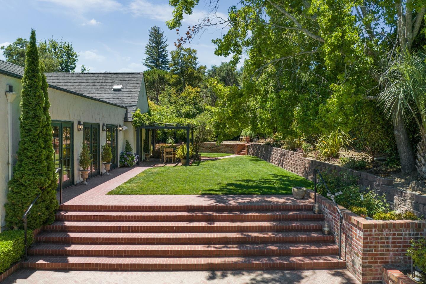 540 Chelmsford Road Hillsborough, CA 94010 - Photo 49 of 49 a view of outdoor space and yard